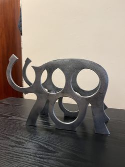 Metal Elephant Wine rack