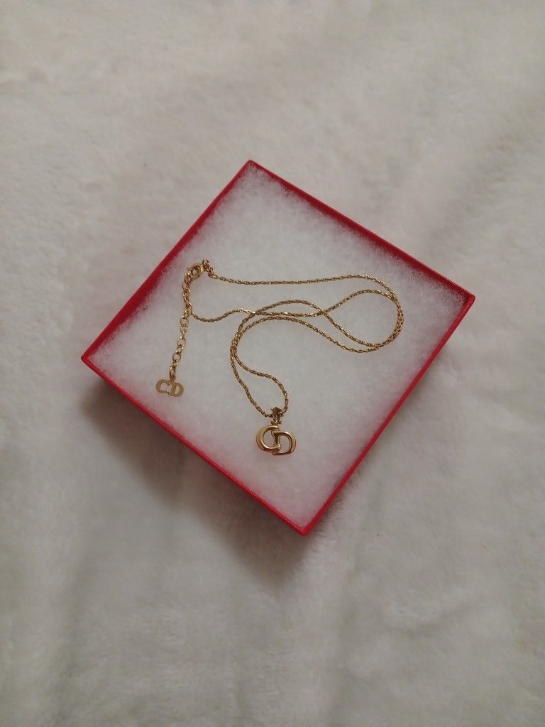 Christin Dior Gold Chain and Pendent /COA 