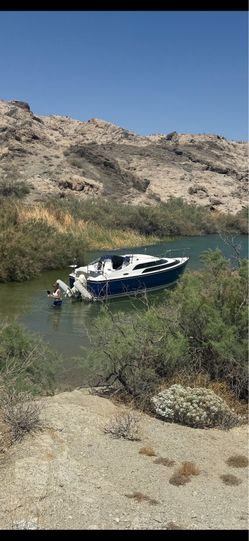 2007 MacGregor  26 M Motorsailer with Trailer