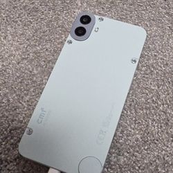 CMF Nothing Phone 1. Unlocked. Green. 128GB. 