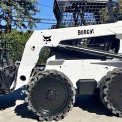 2012 Bobcat S220 Skid Steer 