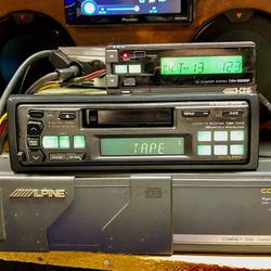 Alpine Cassete Car Stereo Head Unit With Cd Changer