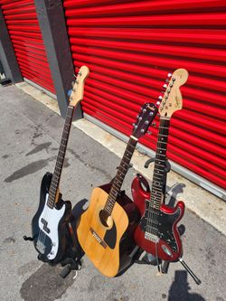 Only 2 Left $275 No Amp Red One Fender The Other No Pic Fender