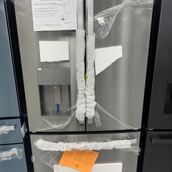 26 Cu.ft French Door Refrigerator With One Year Manufacturer Warranty 