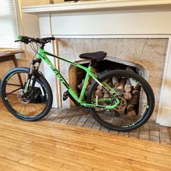 GIANT BIKE 