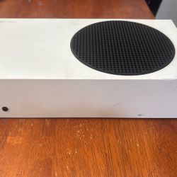 Xbox Series S And Headset 