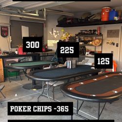 poker table and chips 