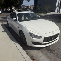 2018 Maserati Ghibli