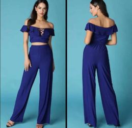 New Women's 2 Piece Set Size Medium