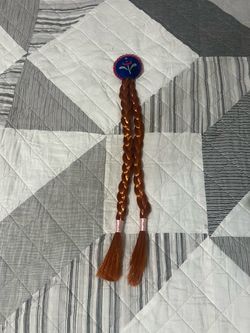 Princess Ana braids hair clip