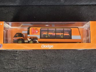 M2 Car Hauler Chase
