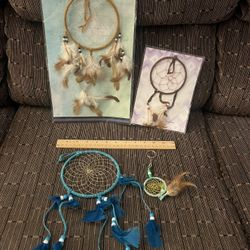 Dreamcatcher 4 Dream Catchers of various sizes $5 for all 4 spiritual and Native American