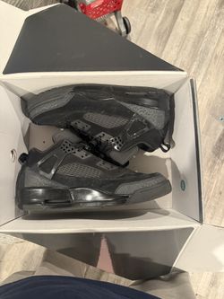 Jordan Spzike Low. Size 13 Men