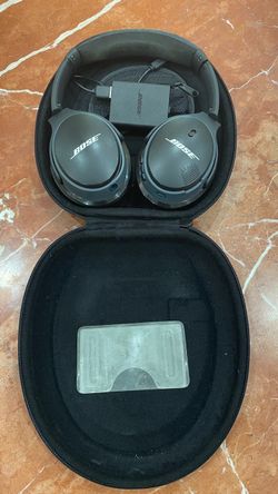 BOSE noise cancelling headphones $100.00 CASH. TEXT FOR PRICES.
