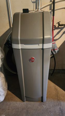RHEEM WATER SOFTENER