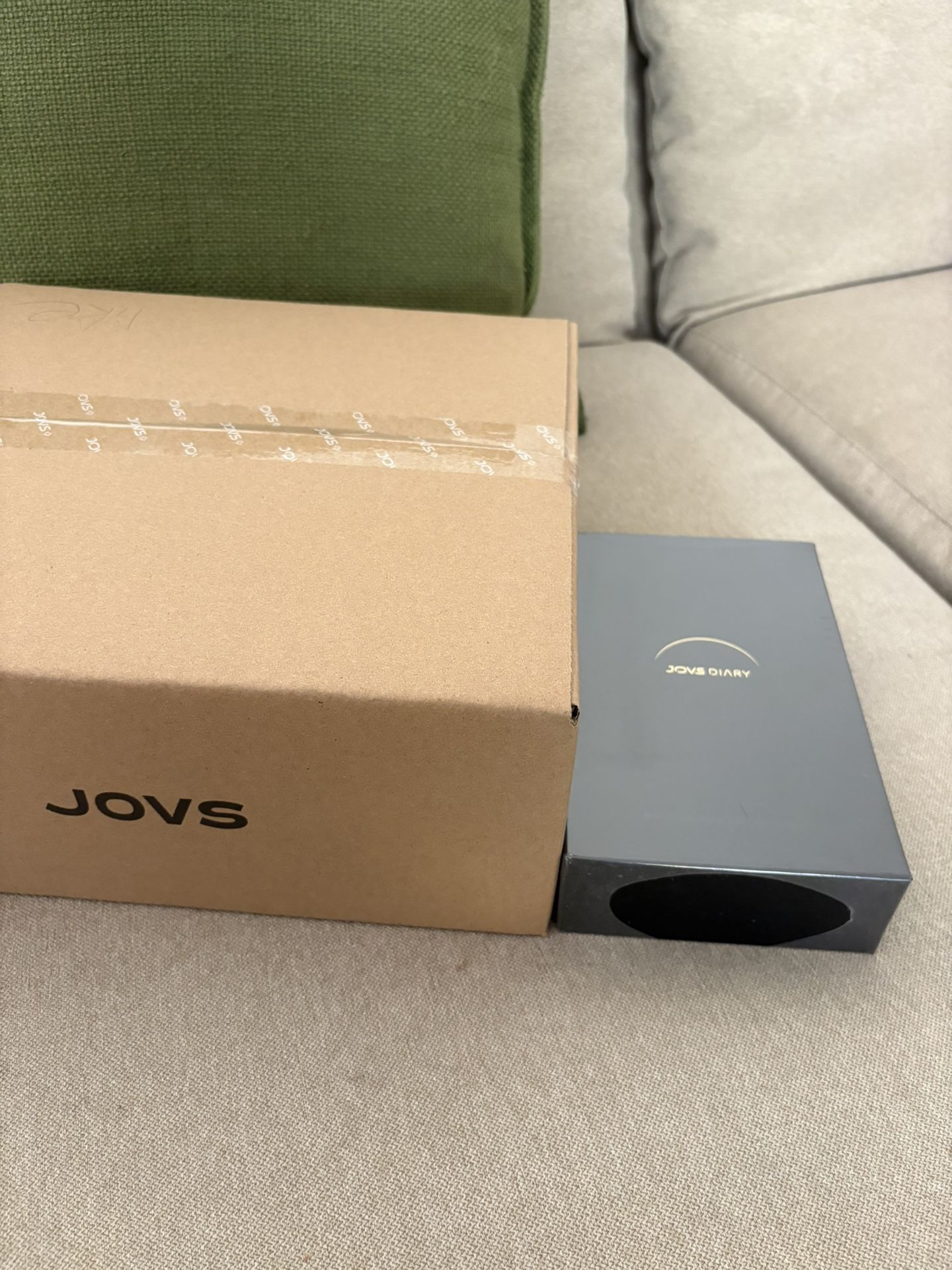 Beand new JOVS 4D Laser Light Therapy Mask - Red Light Therapy for Face & Diary