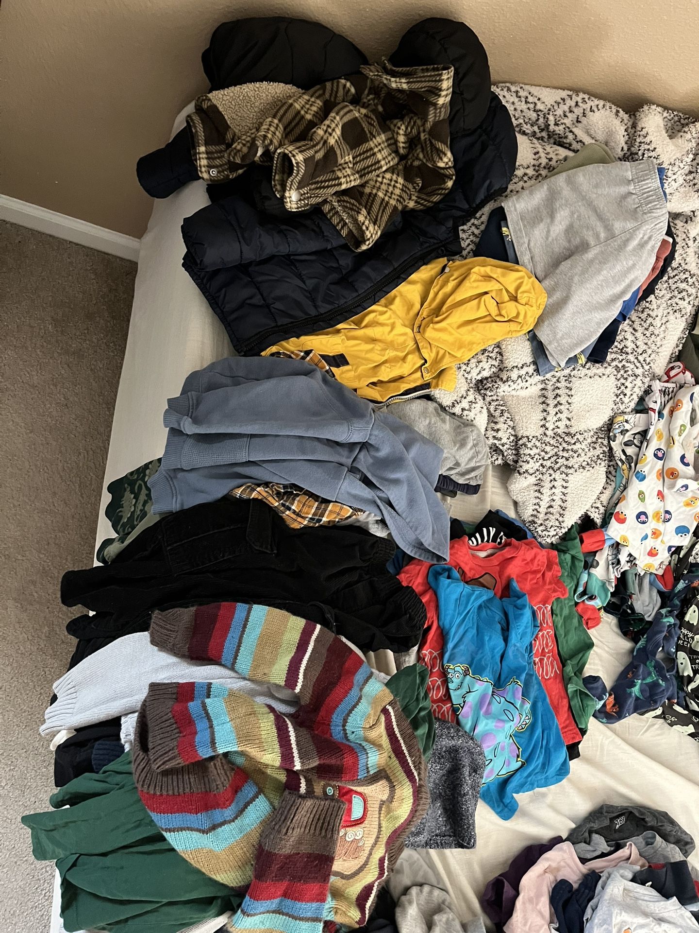 BOYS CLOTHES