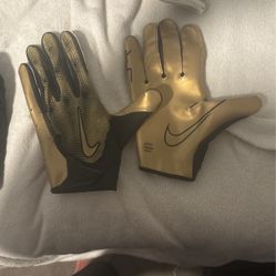 Nike Gloves 