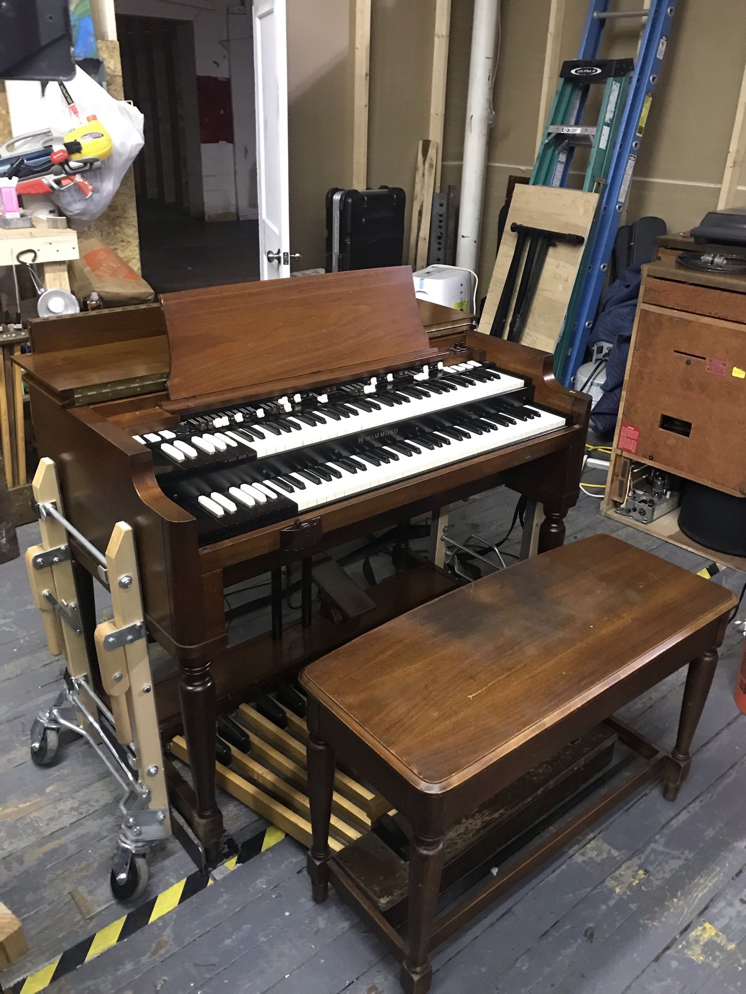 1972 Hammond B3