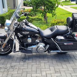 2015 Harley davidson Road King (Reduced)