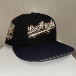 Dodgers New Era Fitted 7 1/4(Hearing Offers)