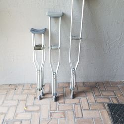Used Crutches Small Medium and Large 