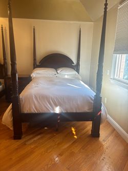 Dark Wood Four-Poster Bed Frame