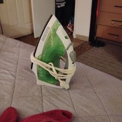 Black And Decker Iron