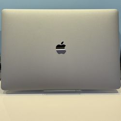 MacBook Pro 2019 16’ 32GB 512GB