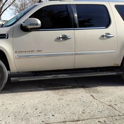 2008 Cadillac Escalade ESV Platinum 