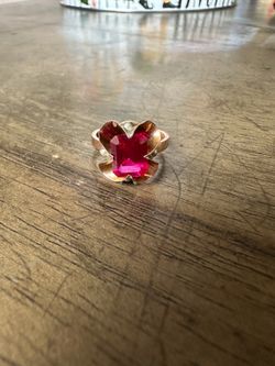 Vintage 14k Gold Lab Ruby Ring Size 5.5 Weighs 3.2 grams