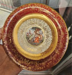 Bromley LTD 22 Carrot Gold Plate Set