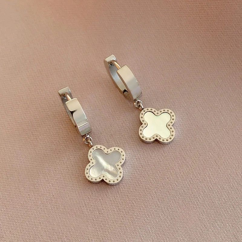 Clover Earrings