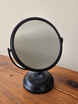 Black Round Tabletop Vanity Mirror – 8½″ Tall