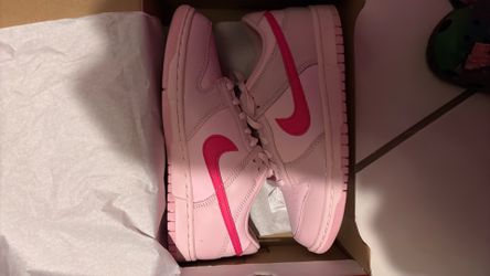 Pink Nike dunks