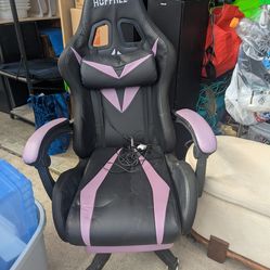 Game chair color is purple