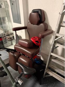 Tattoo Chair