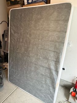 Full bed foundation (metal)