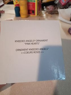 Kneeded angels