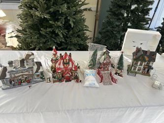 $30 eachLights Up Houses Christmas Decorations 