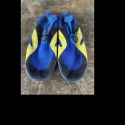 EUC Water Sock Men’s XL 10-11 shoe flat glide slip on swim ocean Pool beach 