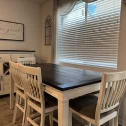 Dining Set And Hutch 
