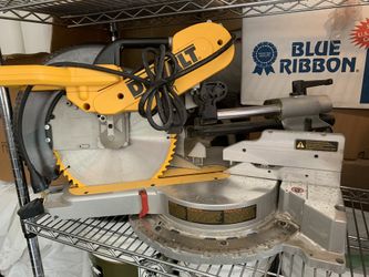 DeWalt saw