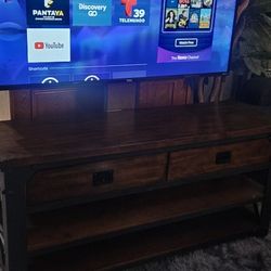 Smart Tv With Stand 