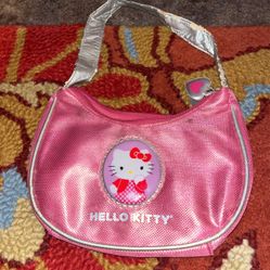 Hello Kitty Purse Very Used