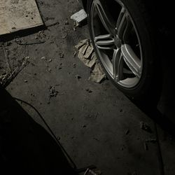 For Parts  Color Black 