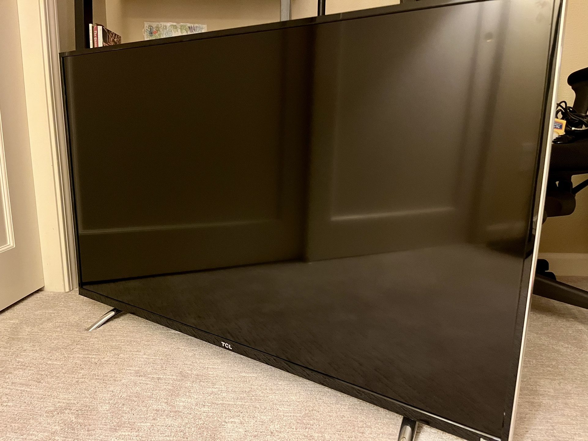50 Inch TCL TV - 4k (with Remote)