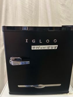 Small fridge  IGLOO 19 height 18 length 18 width