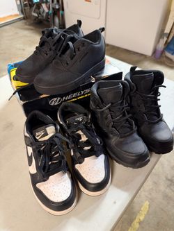Boys shoes
