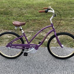 Like New! ELECTRA 3-Speed Low-Step 26” Deluxe (Townie) Comfort Beach Cruiser 